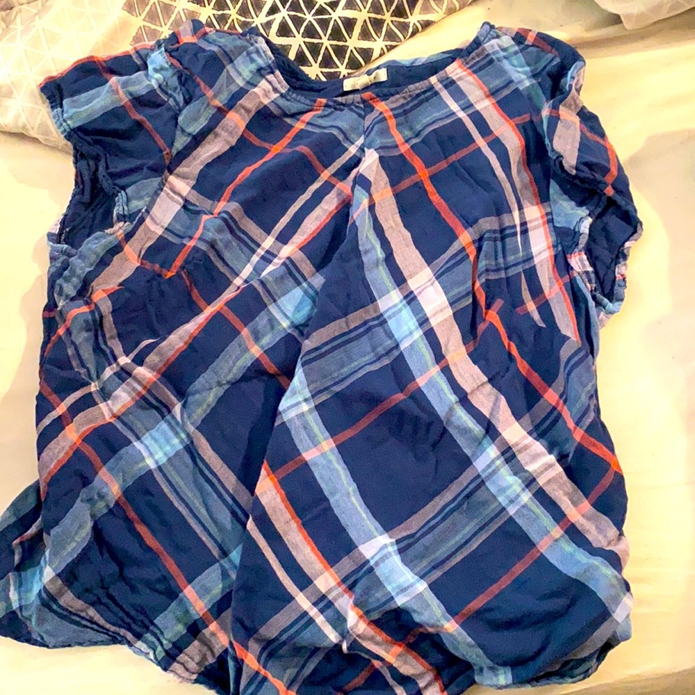 Maurices top